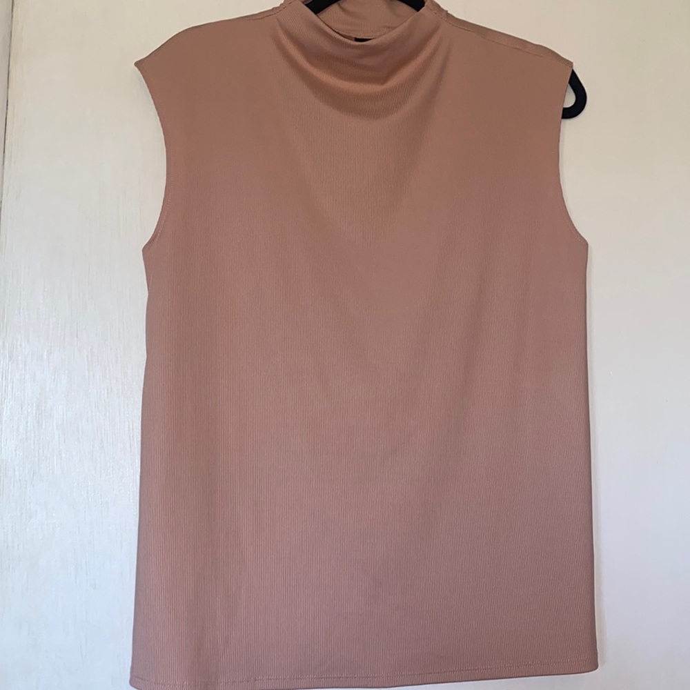 Sleeveless top